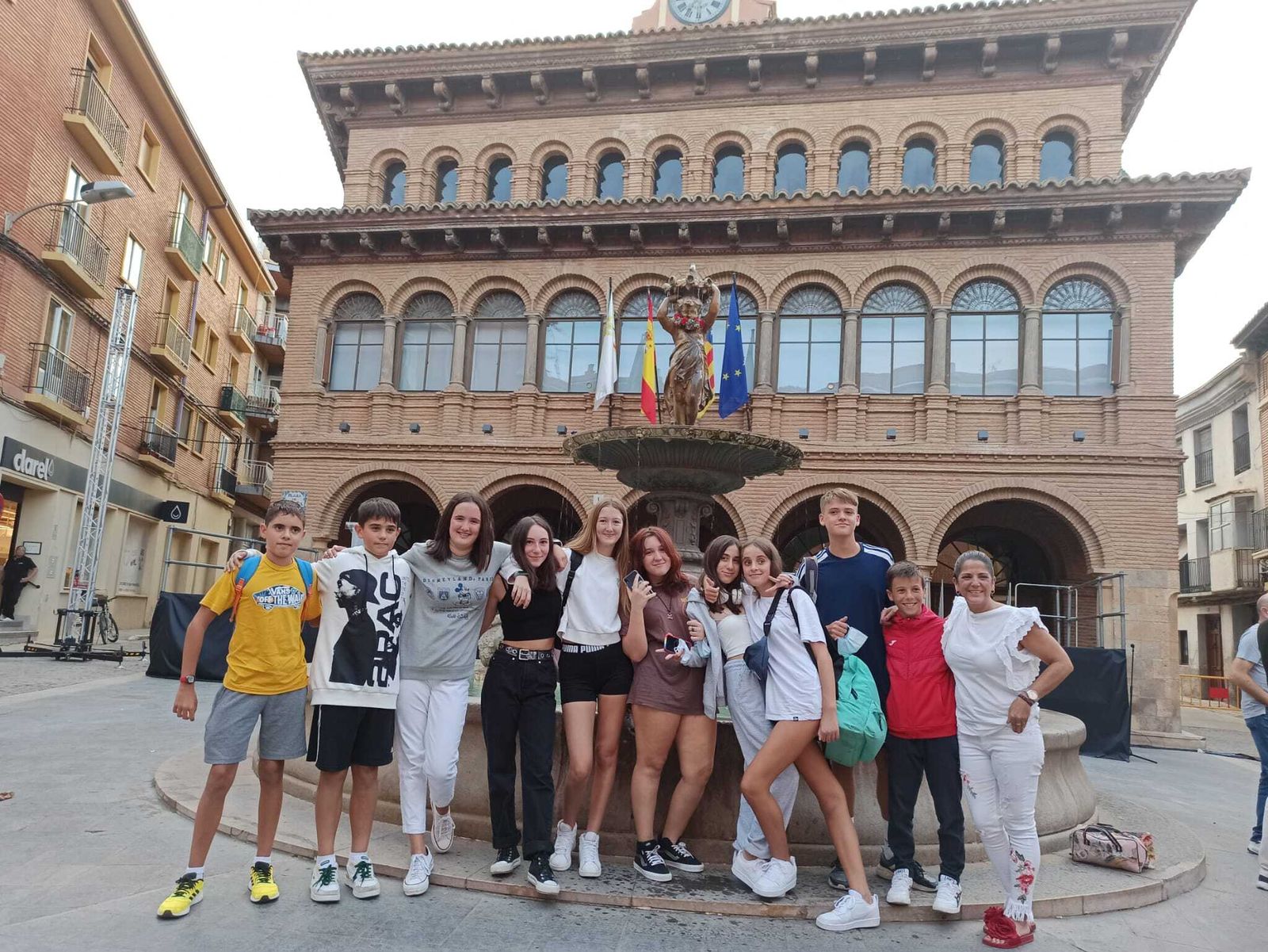 Almuñécar y Cariñena (Zaragoza) celebran este fin de semana su primer intercambio juvenil casi 50 años después del hermanamiento