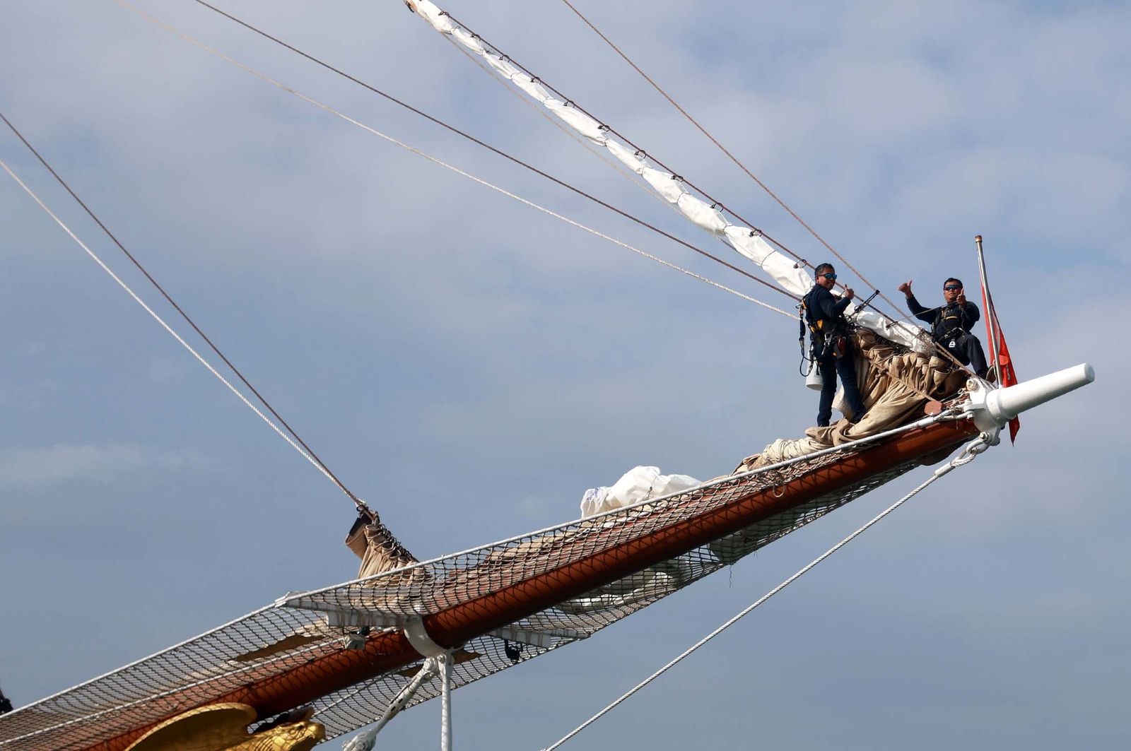 Imágenes del viernes 19 de abril en Huelva