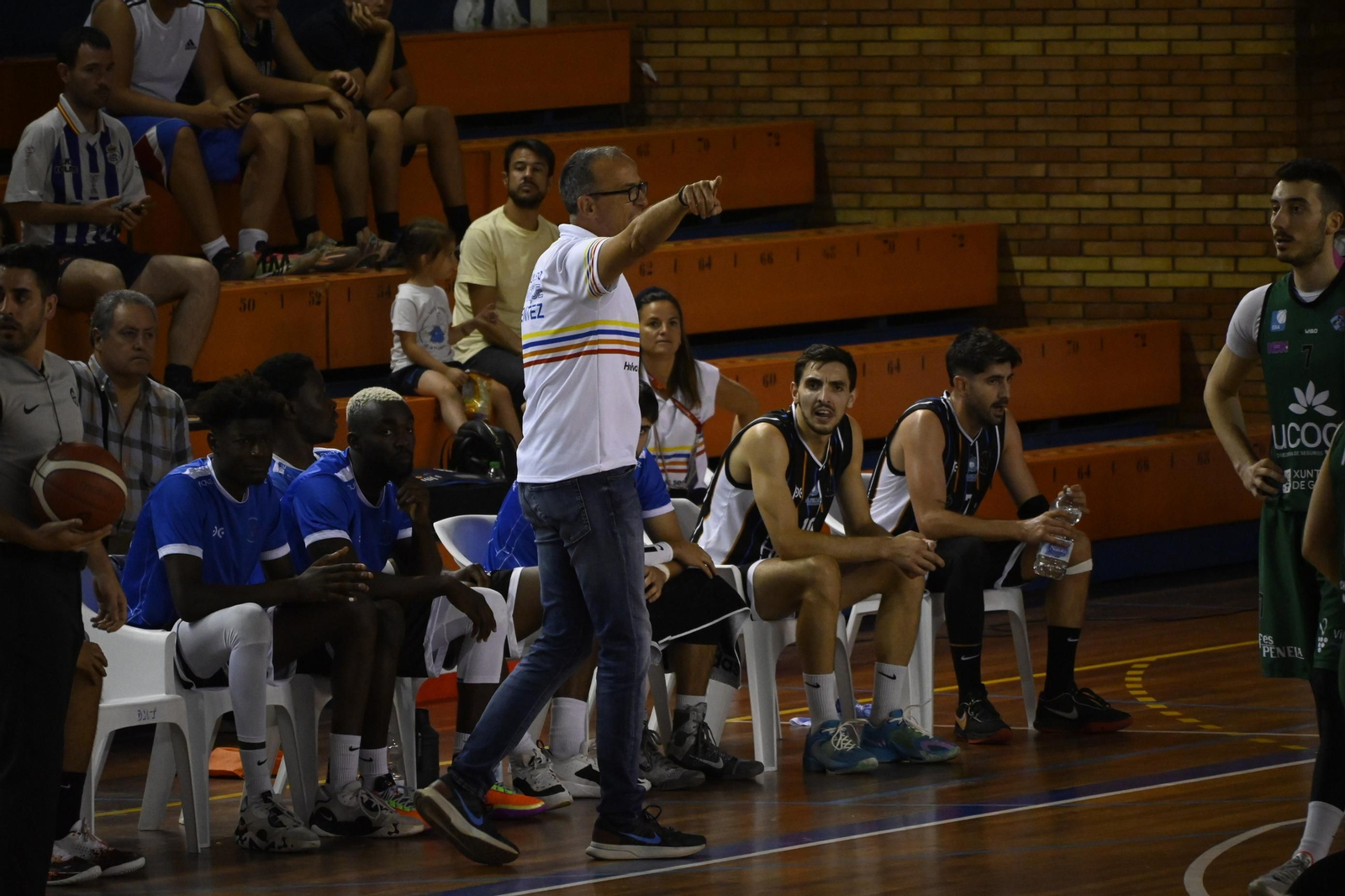 2 Jornada de la fase final de ascensos a LEB Plata entre el Huelva Comercio y el Ucoga Seguros Chantada