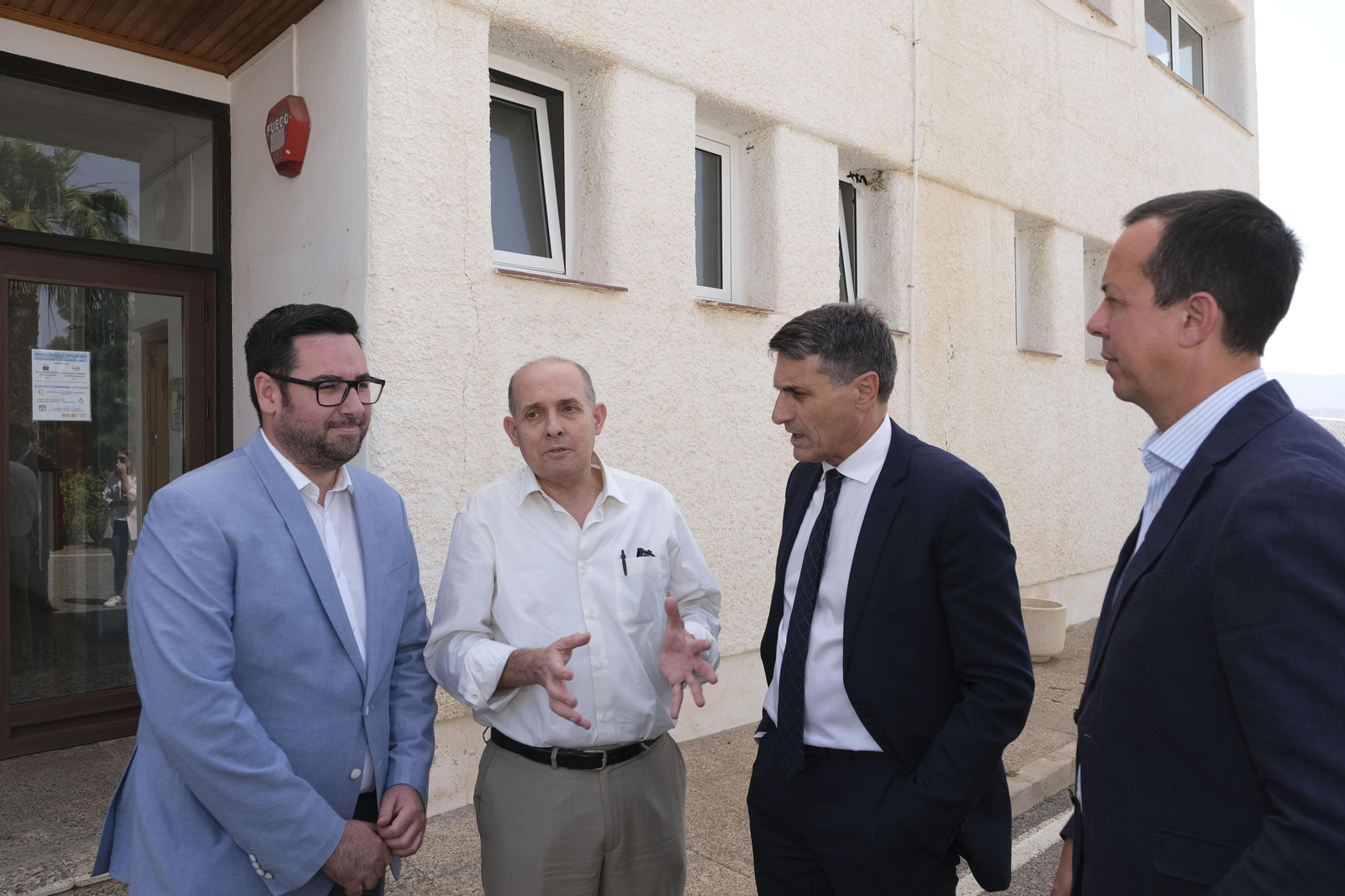 Imágenes de la visita a la Planta Solar de Almería, en Tabernas