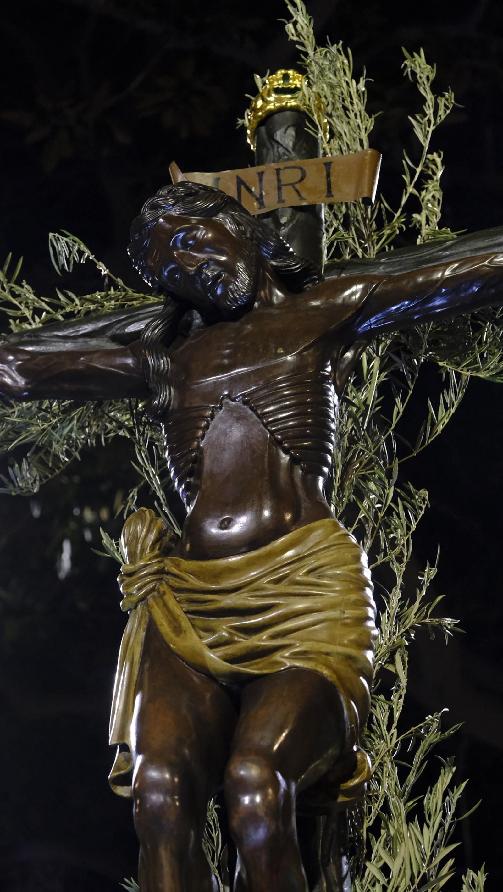 Las imágenes del Vía Crucis del Cristo de la Escucha