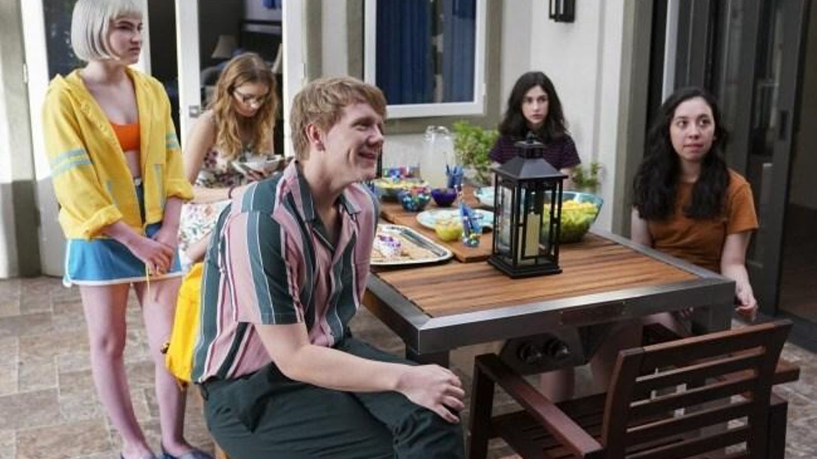 Secuencia de 'Todo va a ir bien', en Movistar+ el 11 de junio.