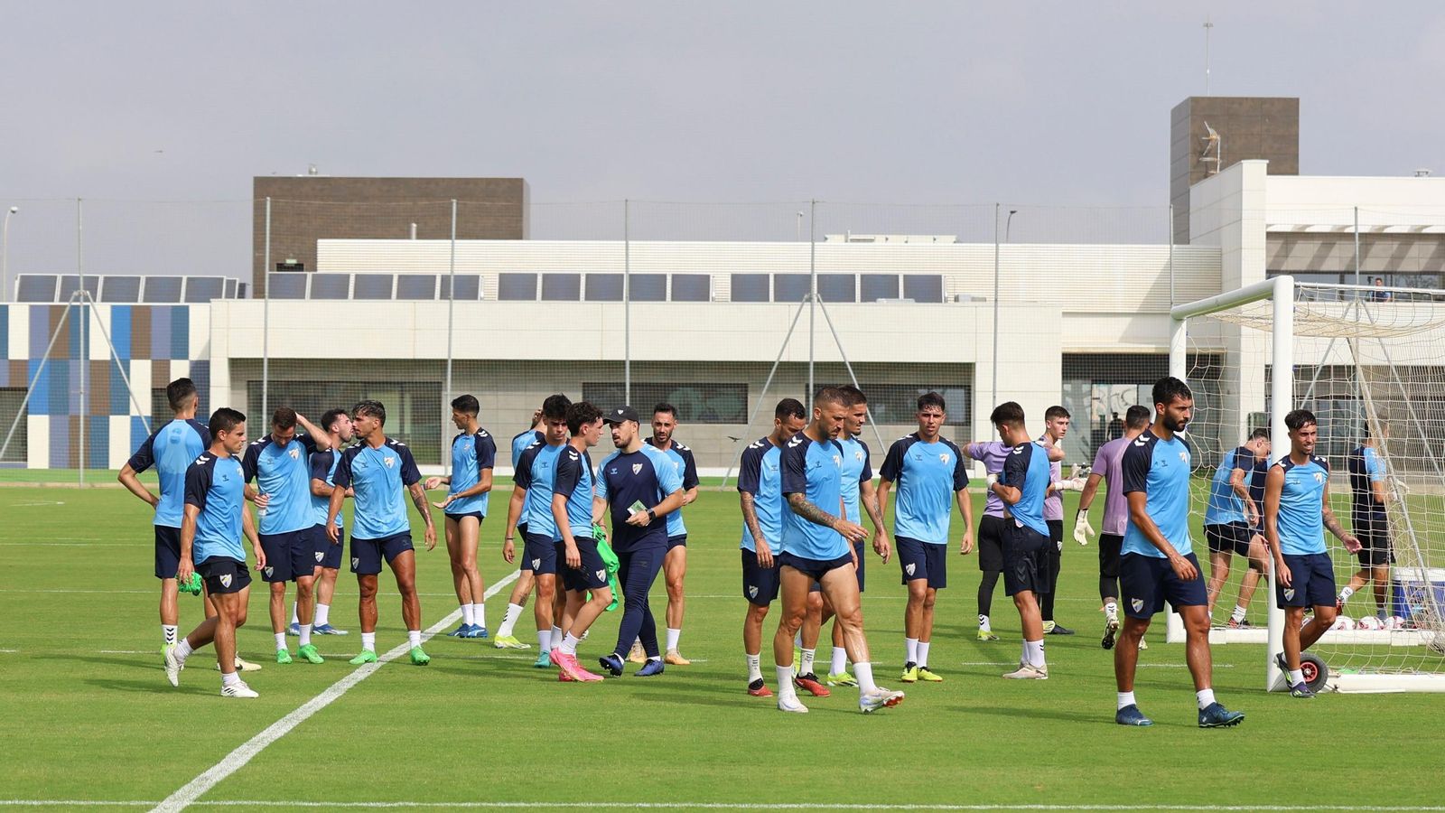 El Málaga CF prueba la Ciudad Deportiva de Arraijanal