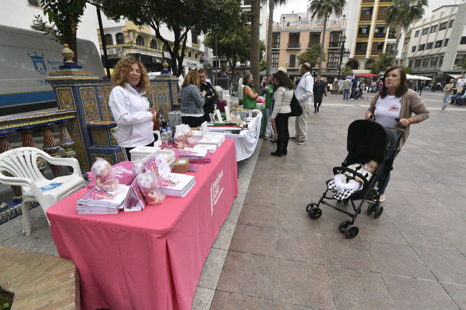 I muestra de entidades sociales Informat en La Plaza Alta