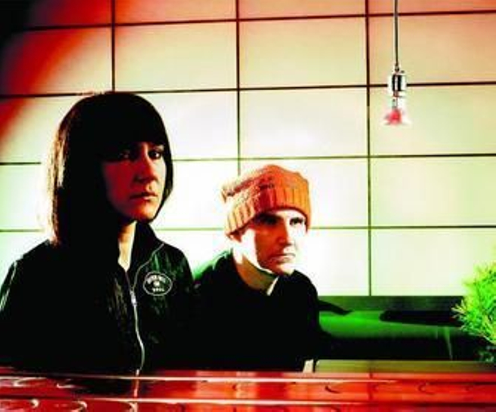 Imagen promocional de Eva Amaral y Juan Aguirre, el dúo zaragozano Amaral, que actúa hoy en Cádiz.