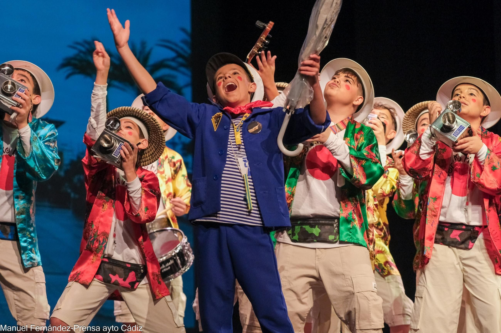 La chirigota infantil 'Tochiko Mikay' en el COAC 2024.