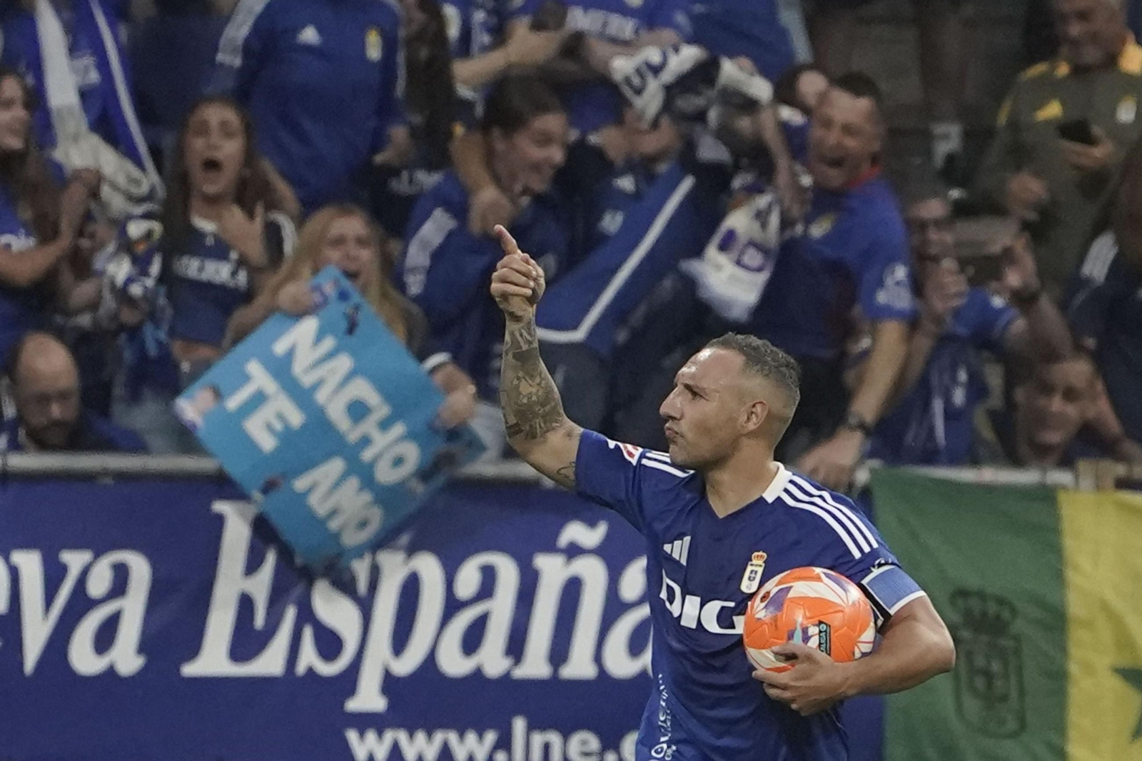 Las fotos del ascenso del Oviedo ante el Mirandés