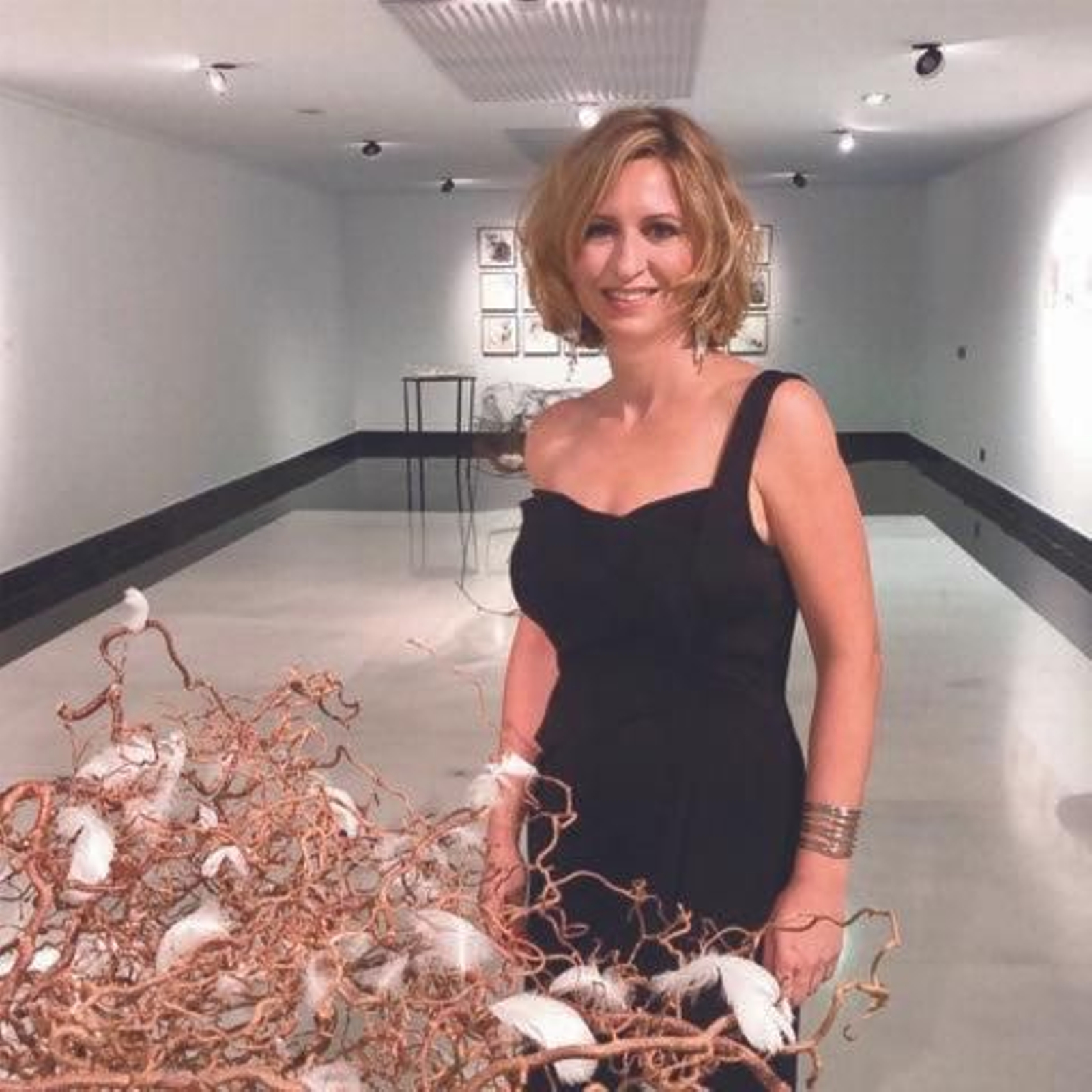 Aixa Portero da un paso más en su poderosísimo planteamiento estético con esta muestra.