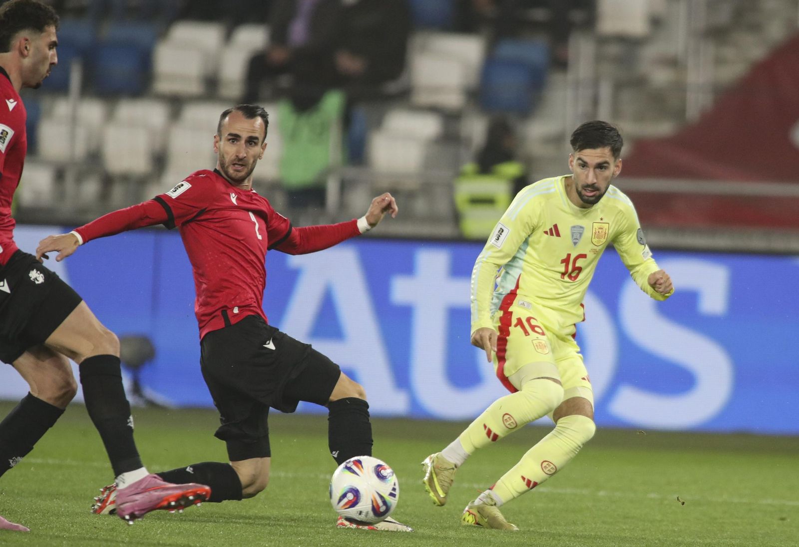 Álex Baena, en el duelo clasificatorio al Mundial 20226 de la pasada semana ante Georgia.