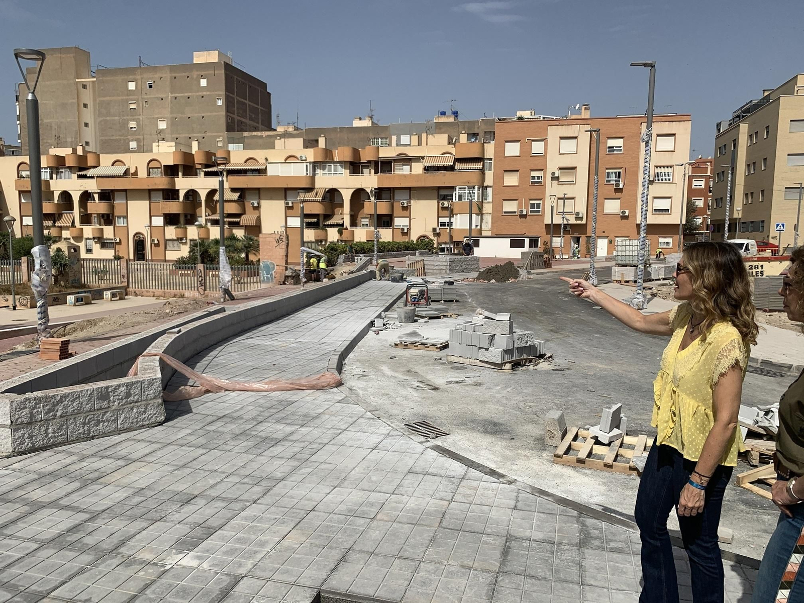 Martínez Labella, en una visita a las obras del Barrio Alto