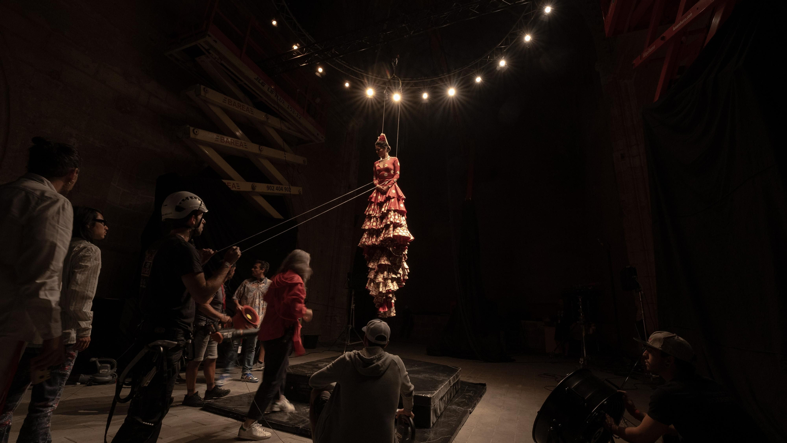 Rodaje del spot de Cruzcampo y creación del vestido de 'Gitana'.