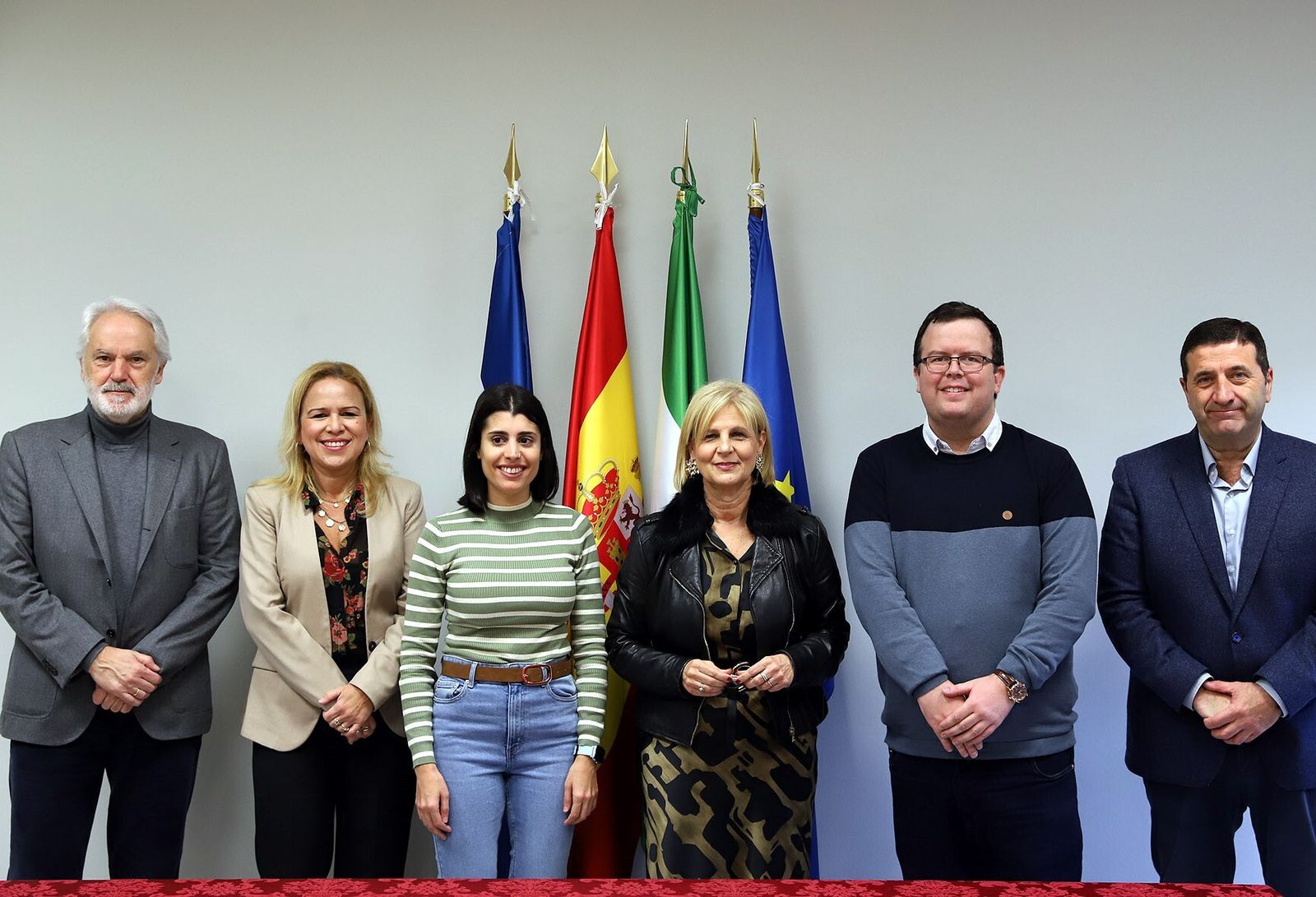 La alcaldesa María José García-Pelayo preside la toma de posesión de dos nuevos funcionarios en el Ayuntamiento.