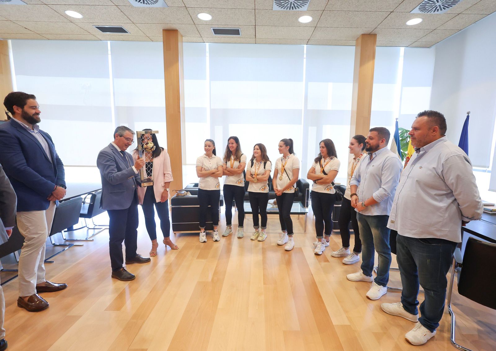 Recibimiento a las campeonas del Costa del Sol