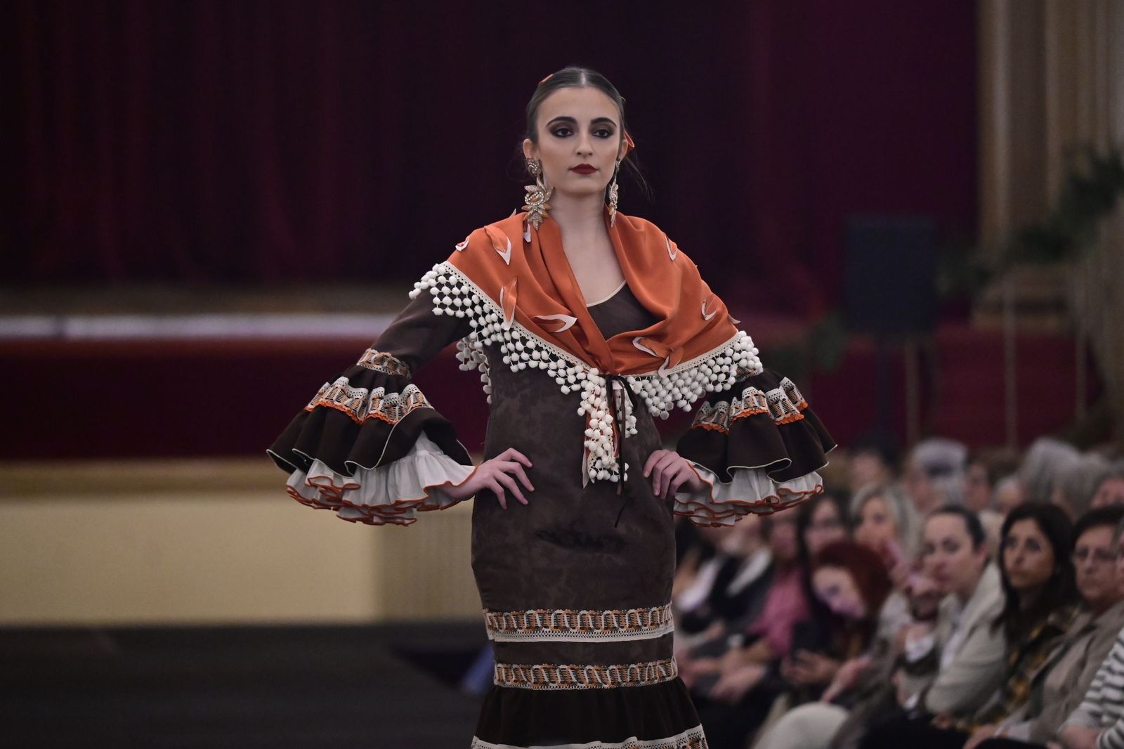 Moda flamenca solidaria con Sonrisa de Lunares en Córdoba