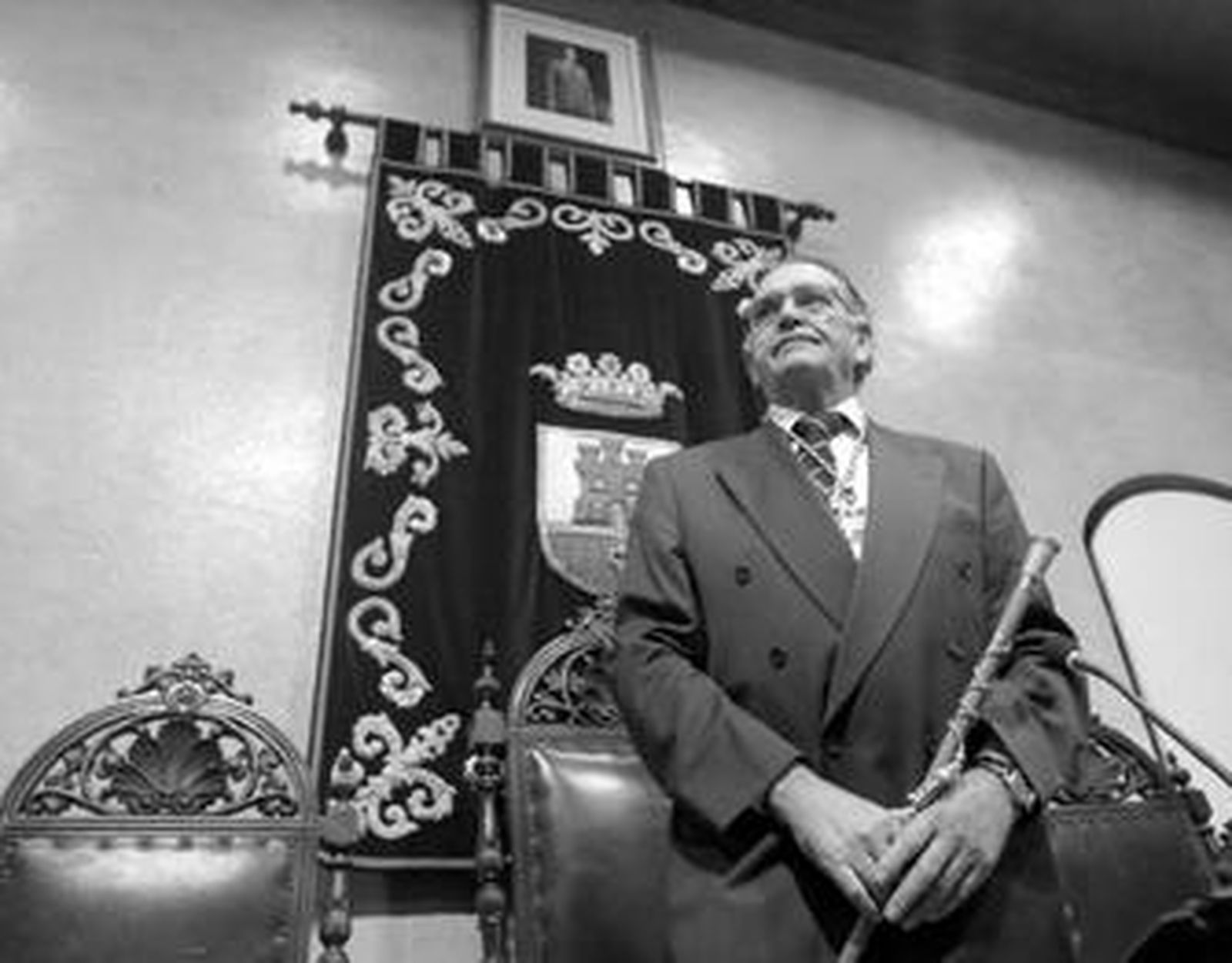 Fernando Palma, tras recibir el bastón de mando, ayer en el Palacio de los Gobernadores.