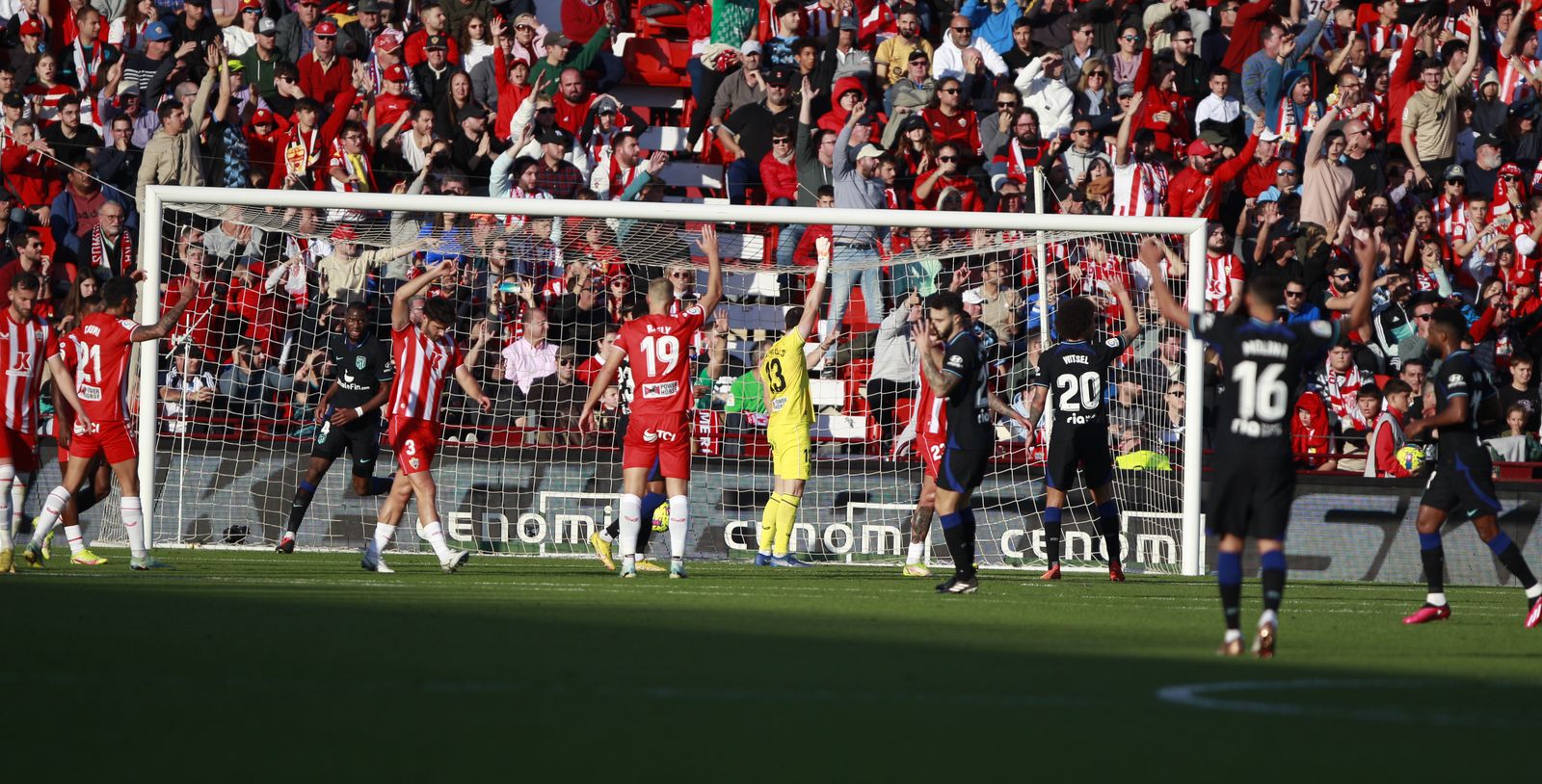 Imágenes del partido U.D. Almería-Atlético de Madrid
