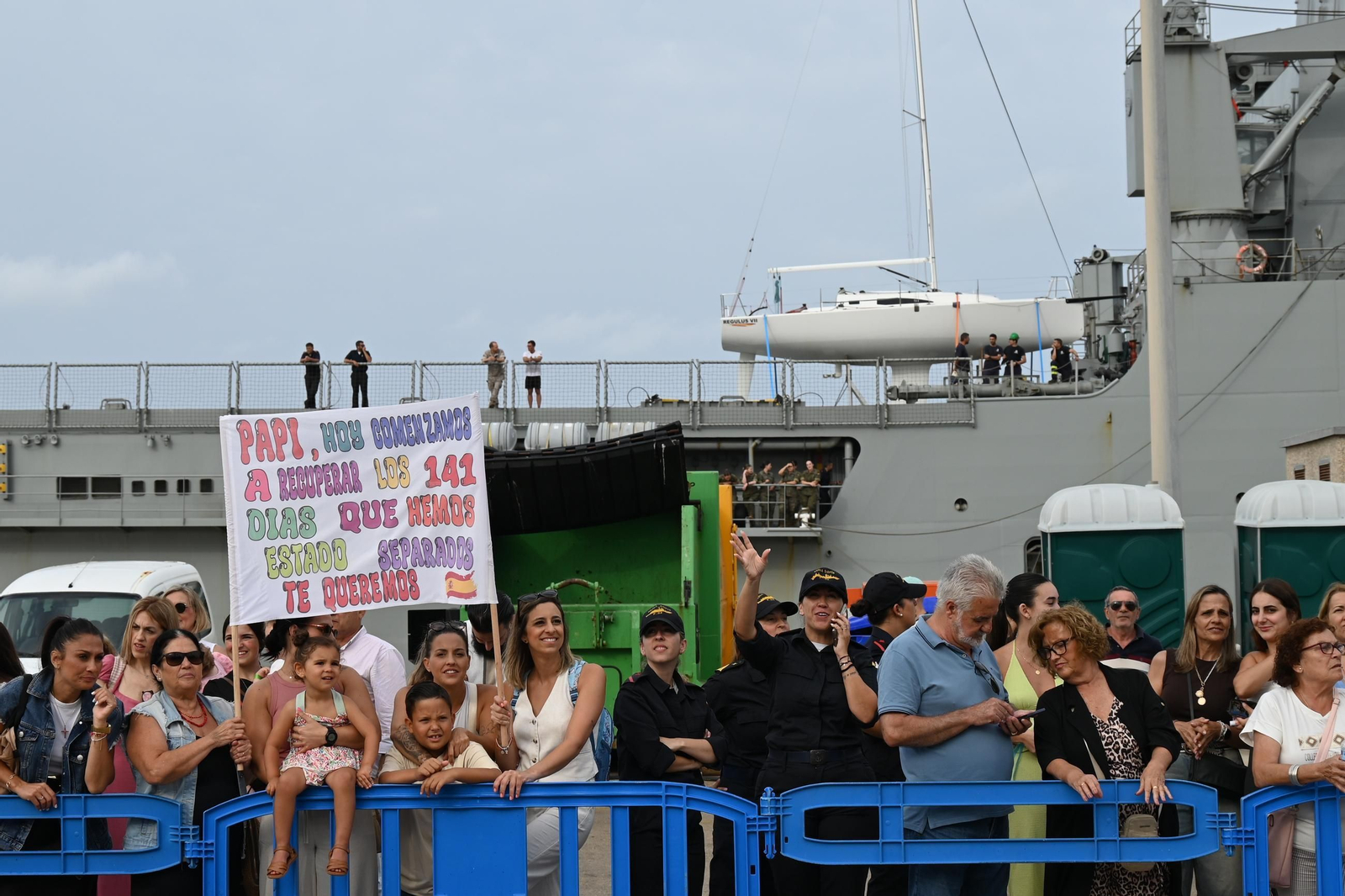 La fragata 'Reina Sofía' llega a la Base de Rota