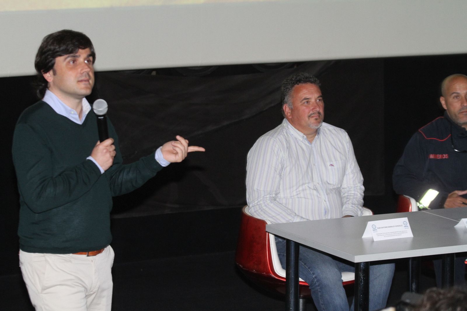 Presentación del documental 'La gran ola' en el colegio Funcadia