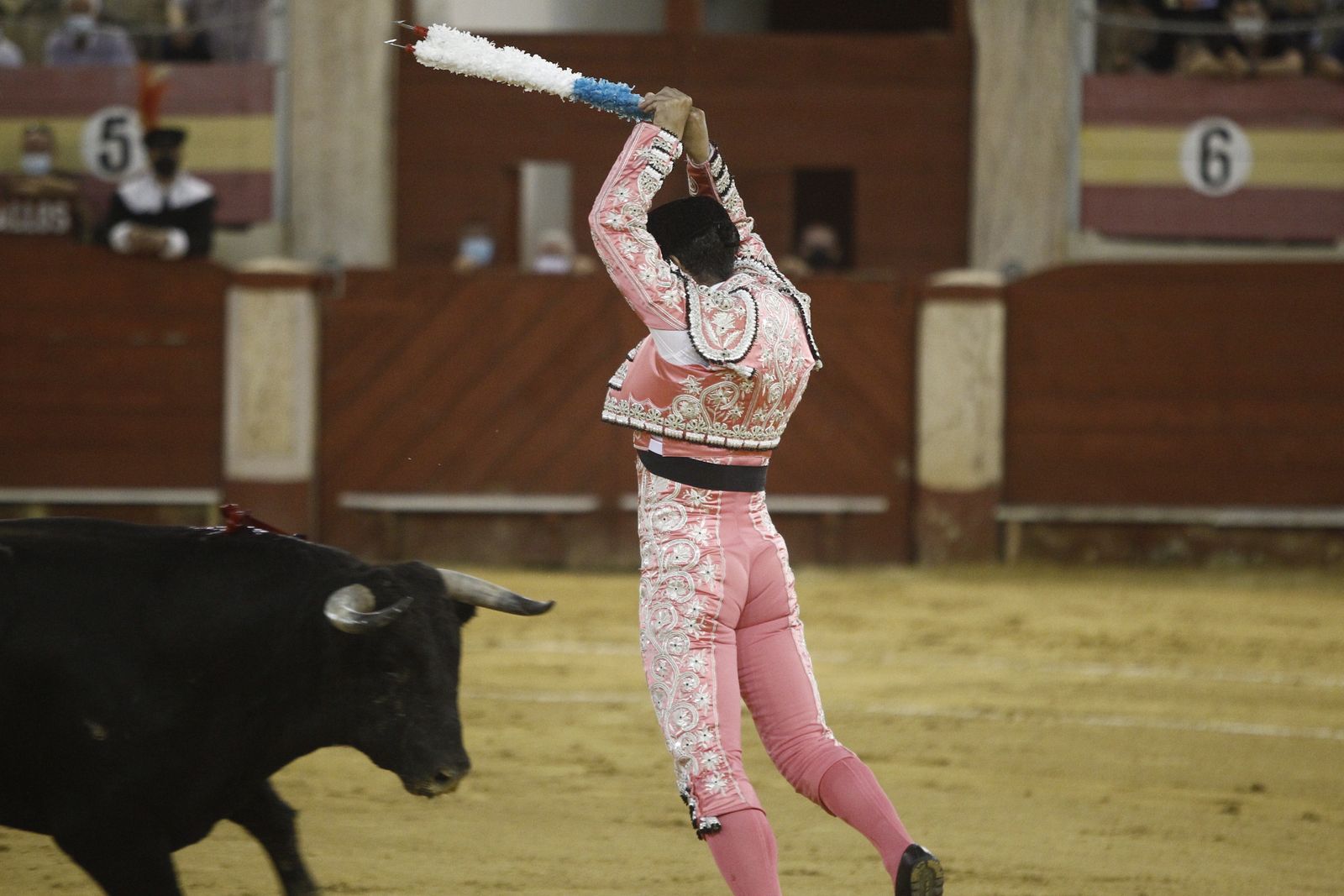 Fotogalería primera corrida de toros Feria de Almería