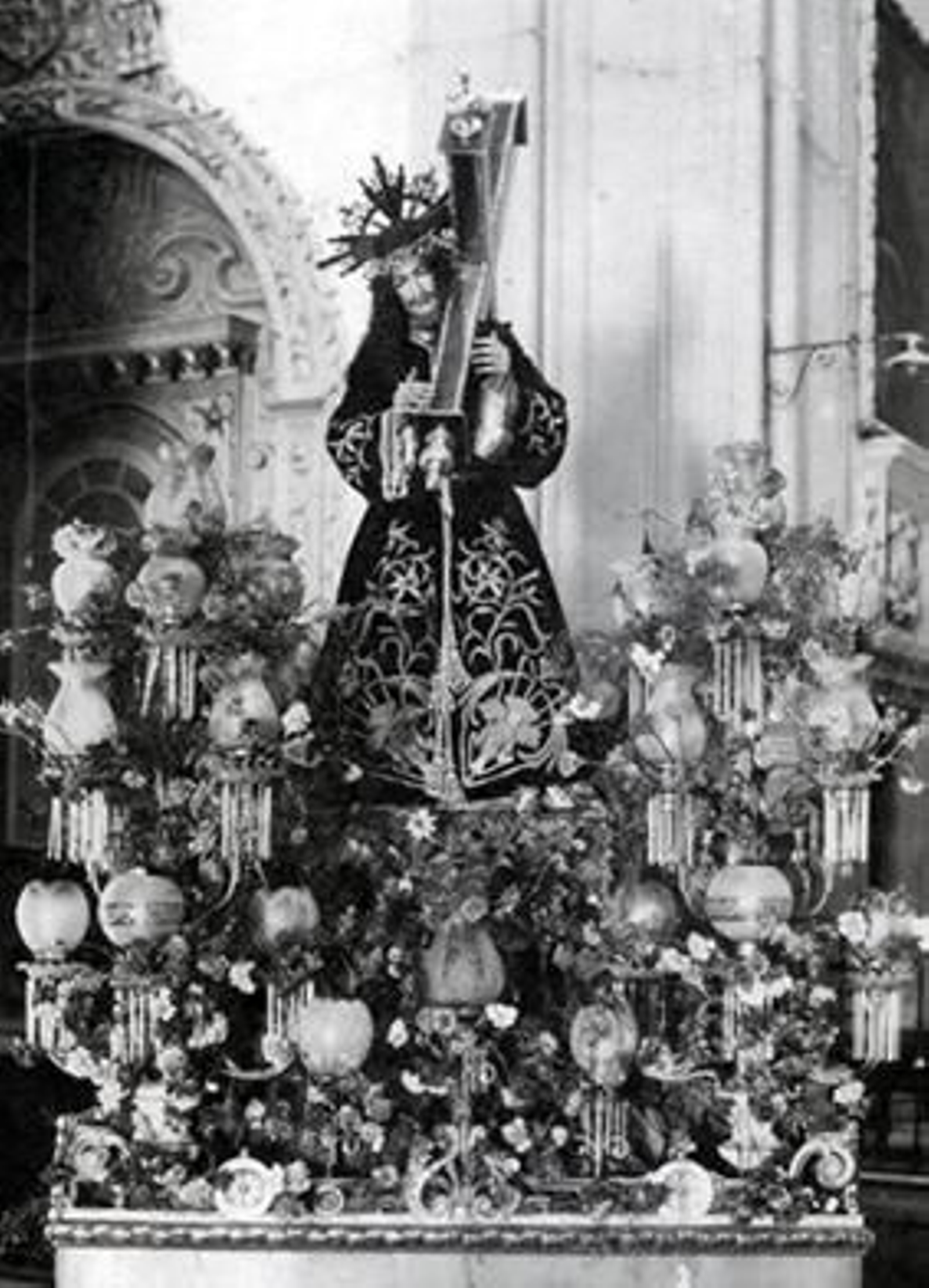 Una de las imágenes dañadas durante la Guerra Civil