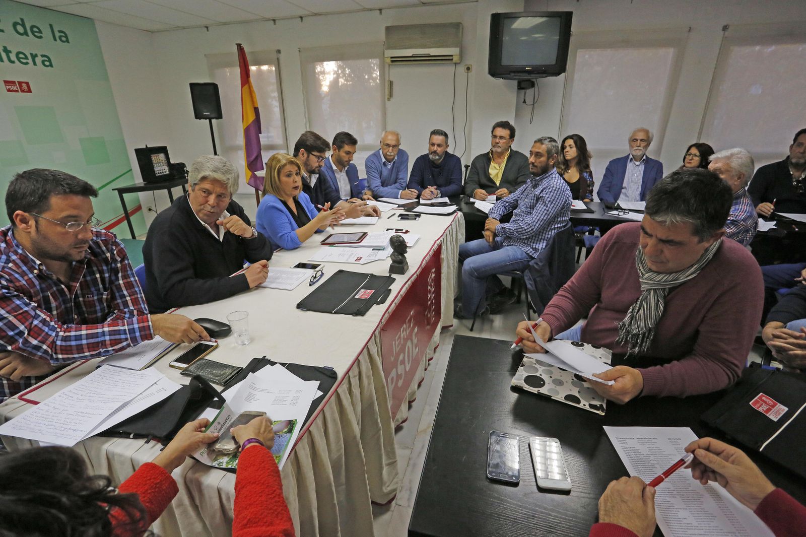 Un momento de la primera ejecutiva, celebrada ayer en el PSOE.