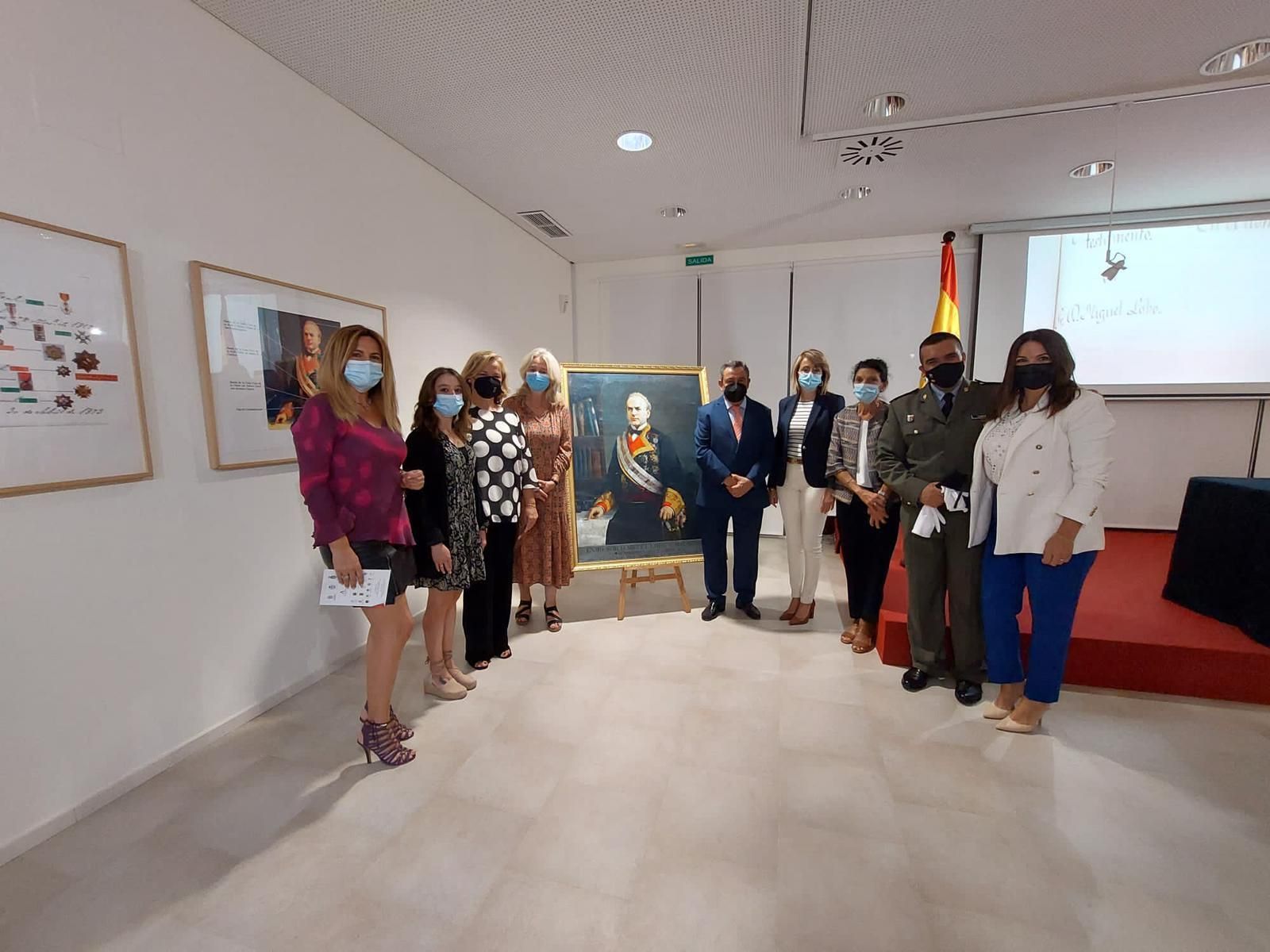 Las autoridades, en la exposición en San Fernando, este viernes.