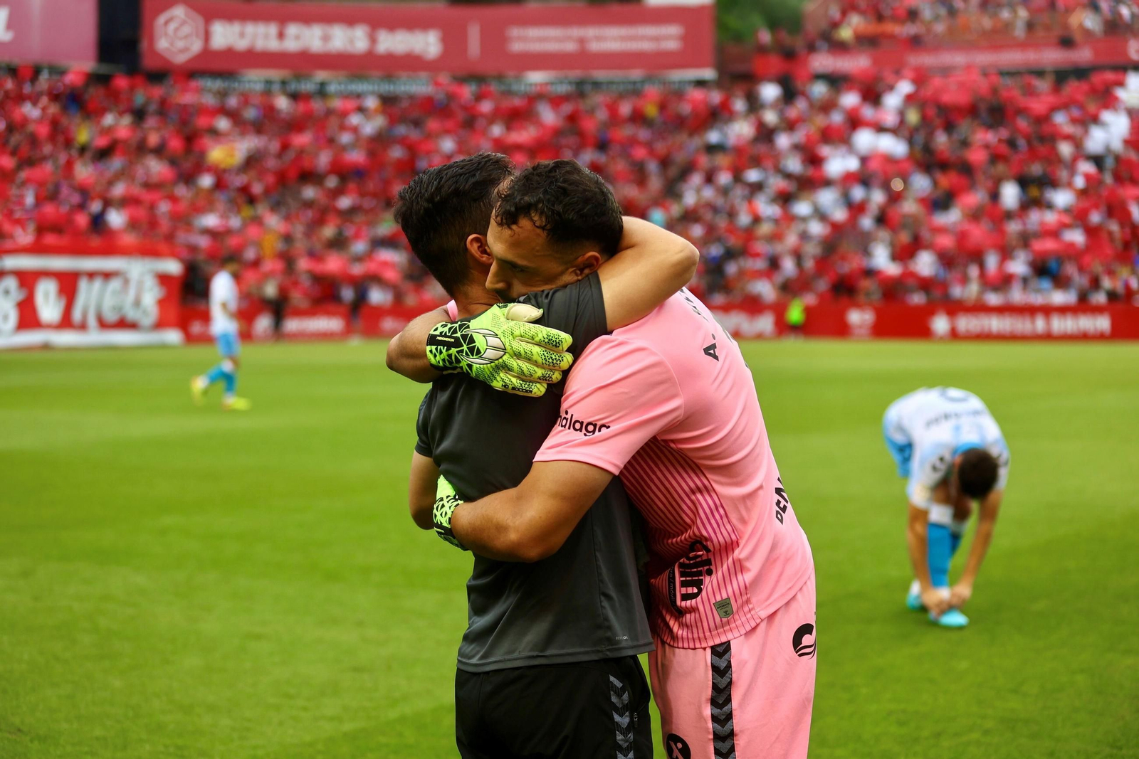 Así fue la locura del ascenso del Málaga CF en Tarragona
