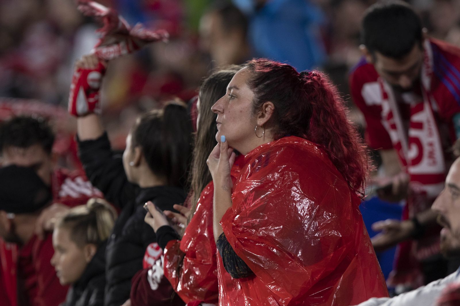 Encuéntrate en la grada en el Granada-Leganés