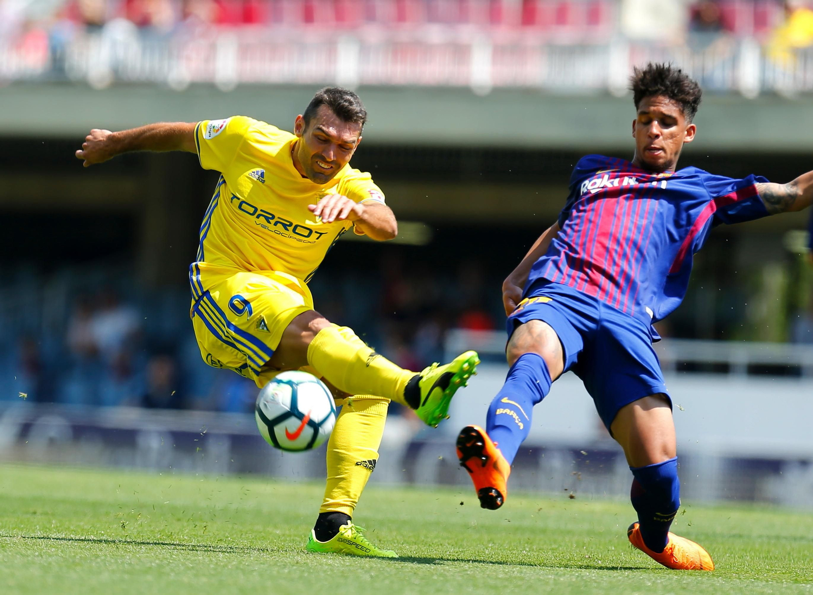 Las imágenes del Barcelona B-Cádiz