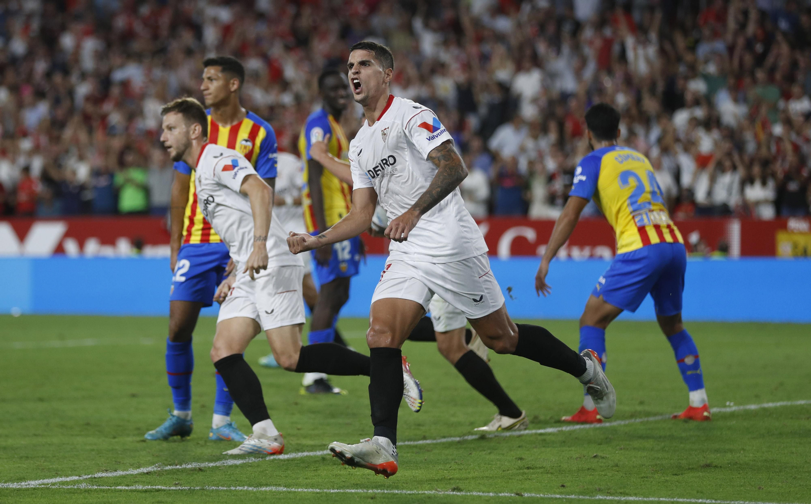 Las imágenes del Sevilla-Valencia