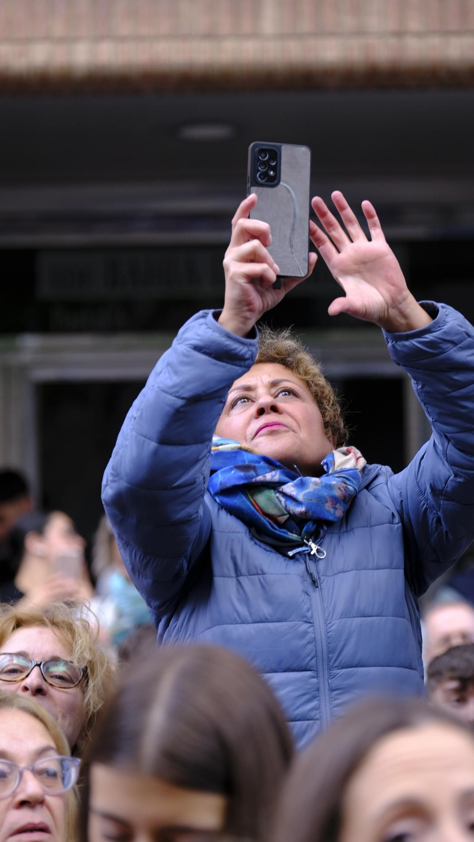 Pasión vuelve a su Iglesia de Santa Teresa azotada por la lluvia
