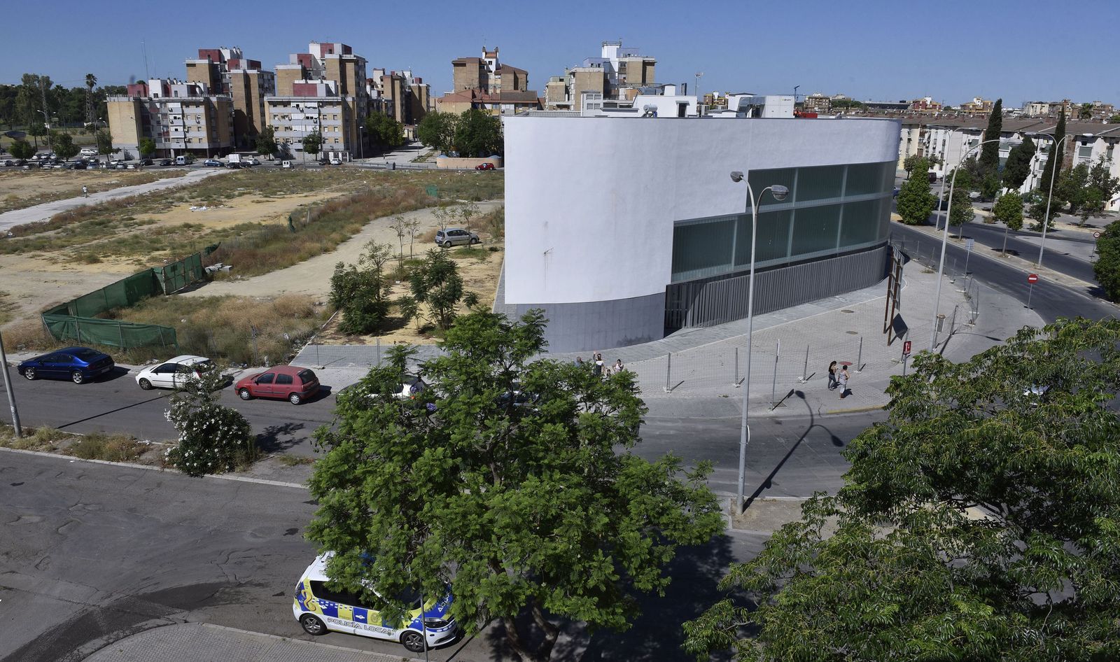 Solar en el que está prevista la construcción de un parque. En uno de sus extremos se encuentra actualmente la Factoría Cultural.
