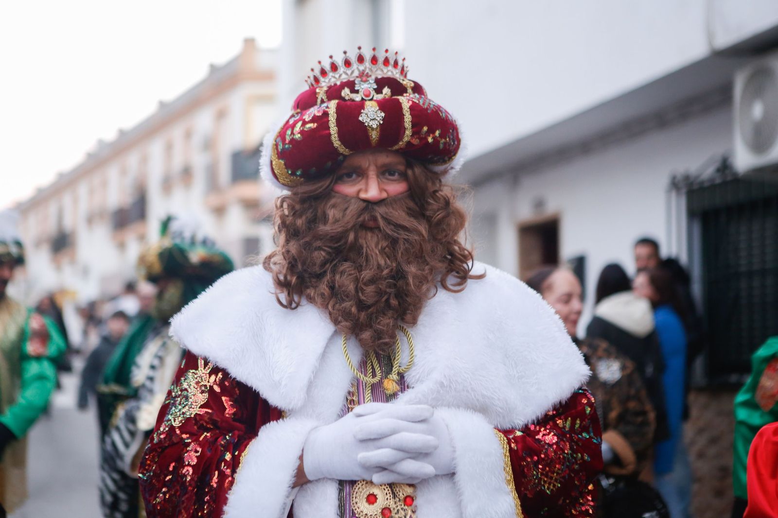 Búscate en las fotos de la cabalgata de Reyes Magos 2026 en Los Barrios