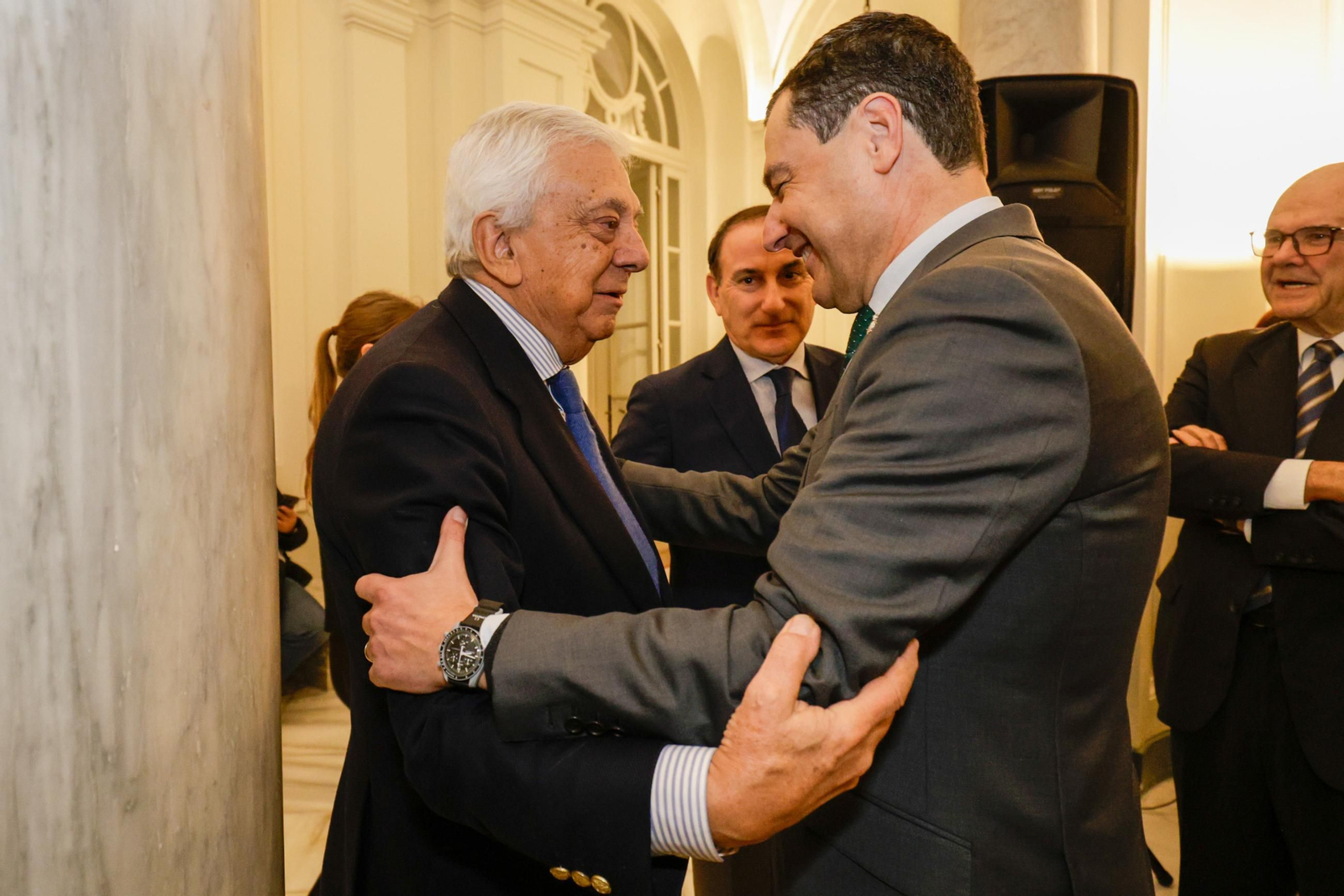 I Premio a la Trayectoria ejemplar en defensa de Andalucía a Fátima Báñez y a Jaime Montaner Roselló