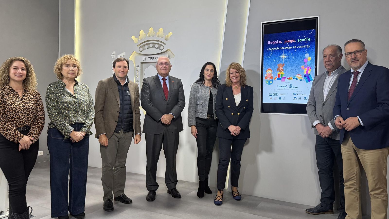 Pastora Giménez, María Cinta Platero, Antonio de la Vega, Noelia Galvín, Pilar Miranda, Antonio Gemio y José Manuel Moreno en la presentación de la campaña. Pastora Giménez, María Cinta Platero, Antonio de la Vega, Noelia Galvín, Pilar Miranda, Antonio Gemio y José Manuel Moreno en la presentación de la campaña.