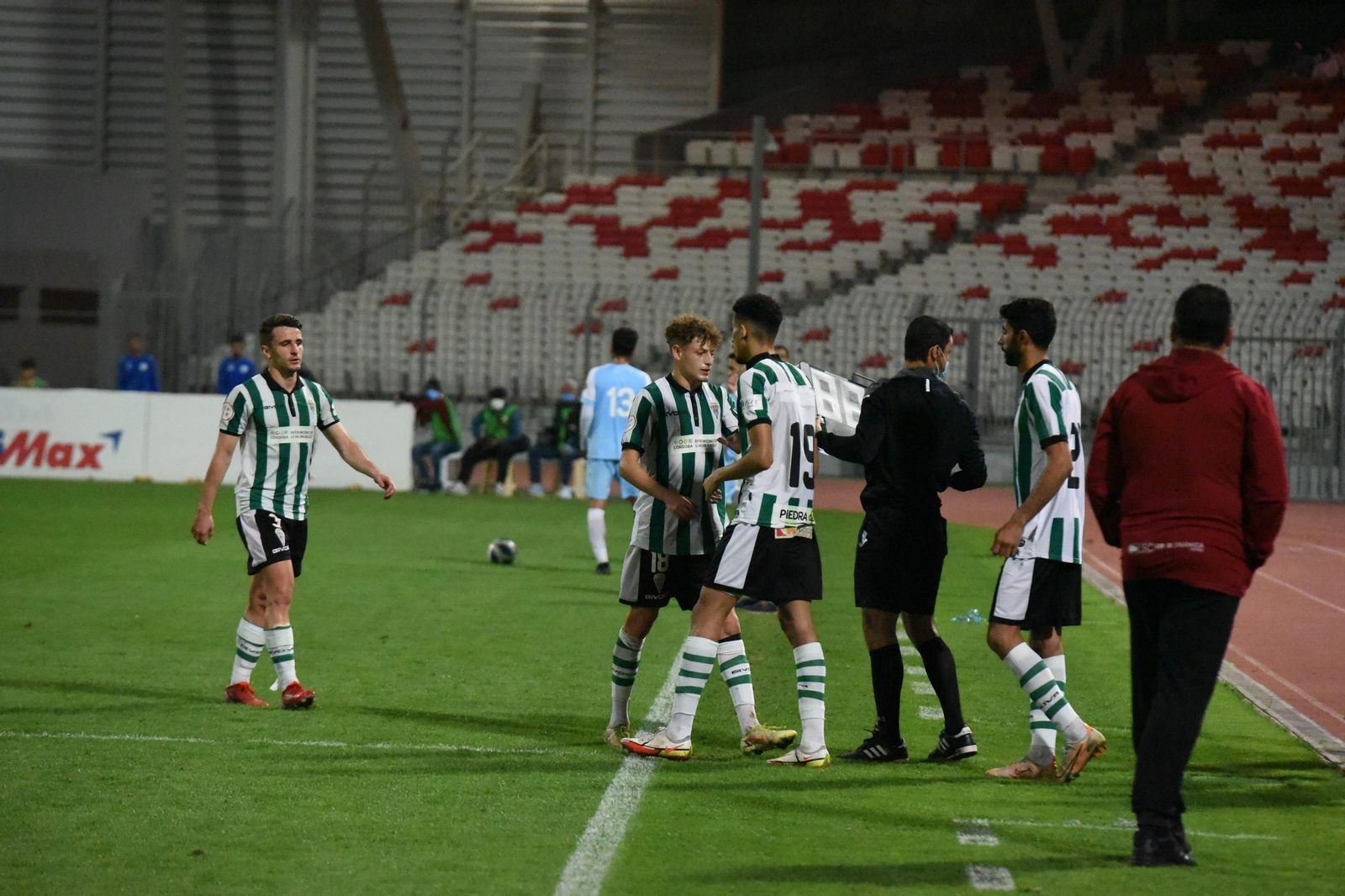 Las imágenes del amistoso entre el Al Riffa y el Córdoba CF en Bahréin