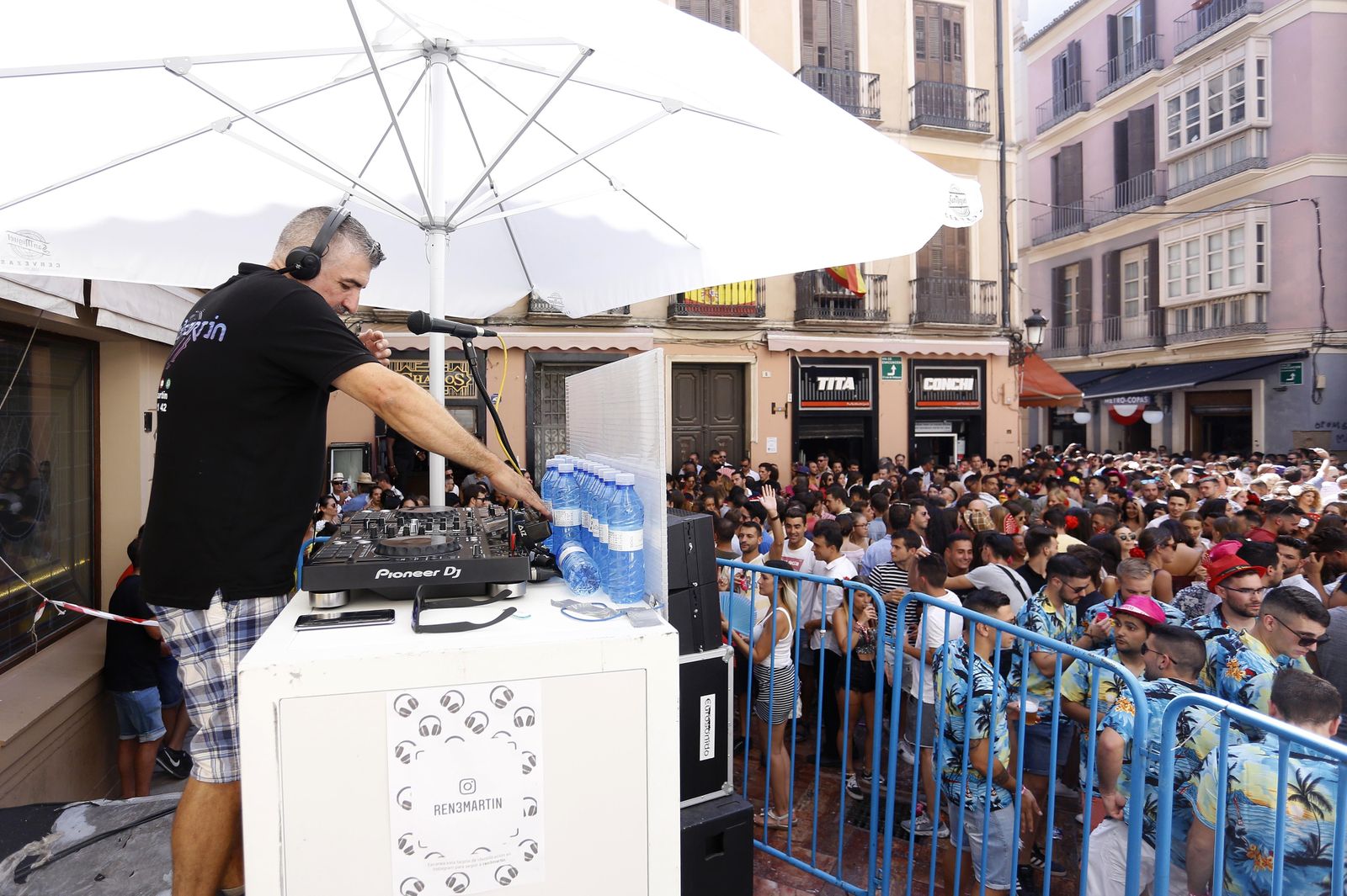 Fotos del último día de Feria de Málaga en el centro