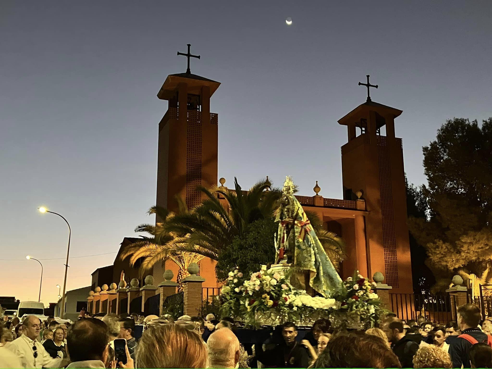 La Virgen de Zocueca reúne a los romeros de Bailén y Guarromán, en imágenes