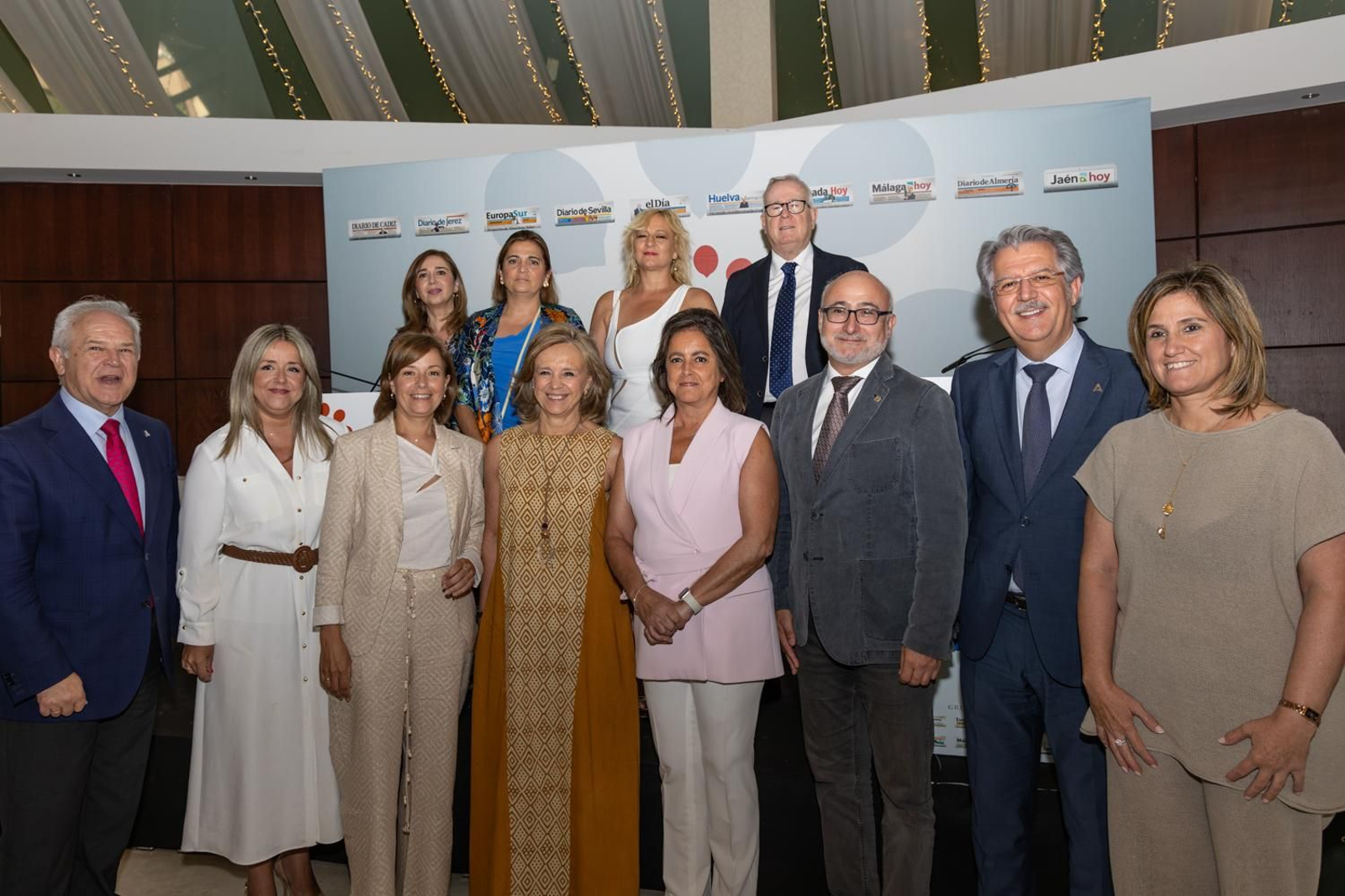 La sociedad jiennnese ha acompañado al Grupo Joly en su desayuno con la consejera.