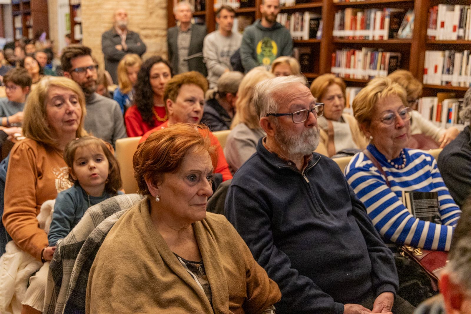Presentación del libro 'Cuentos para un destierro digno' del autor jiennense Martín Paredes