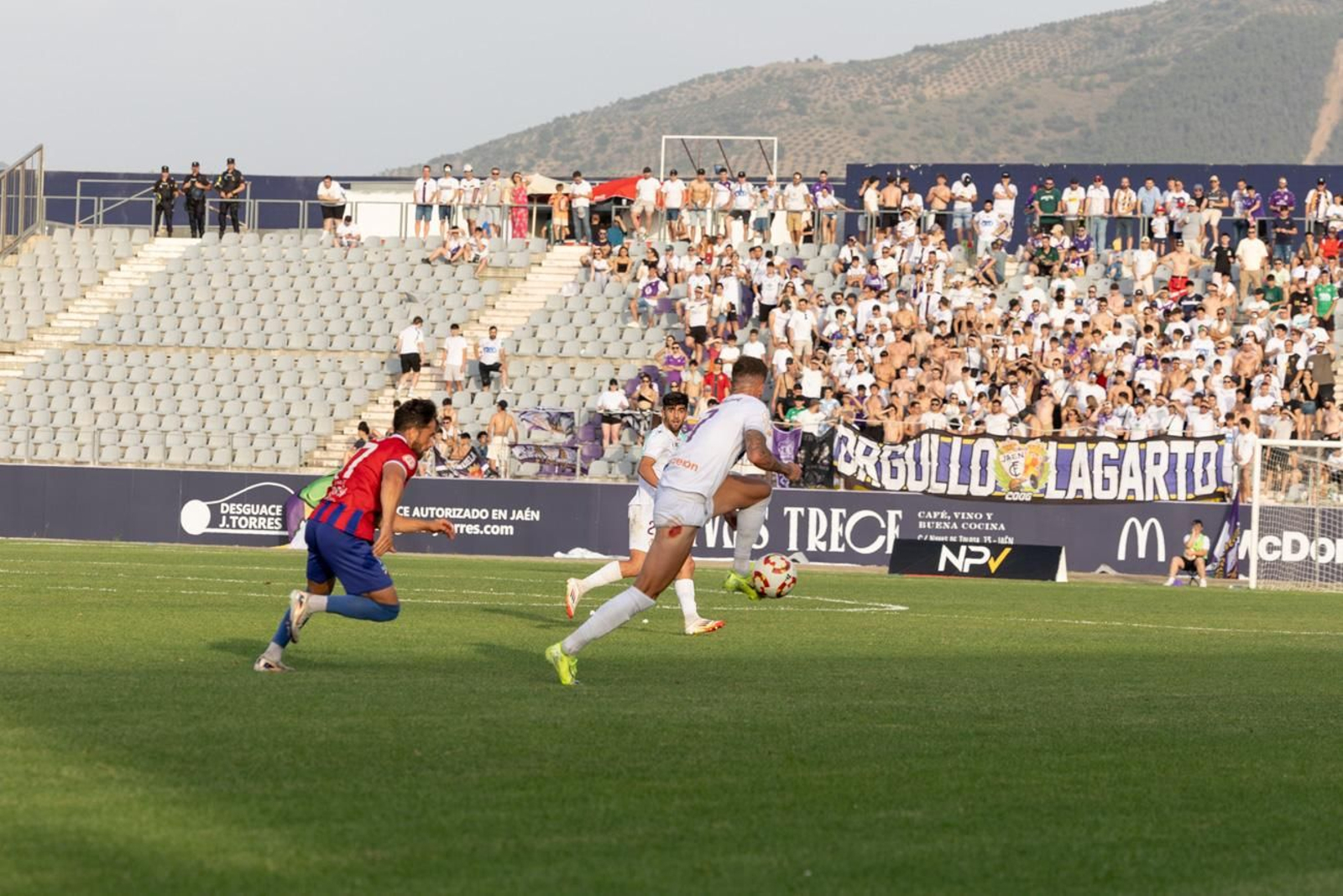 El triunfo del Real Jaén ante la UD Torre del Mar, en imágenes El triunfo del Real Jaén ante la UD Torre del Mar, en imágenes