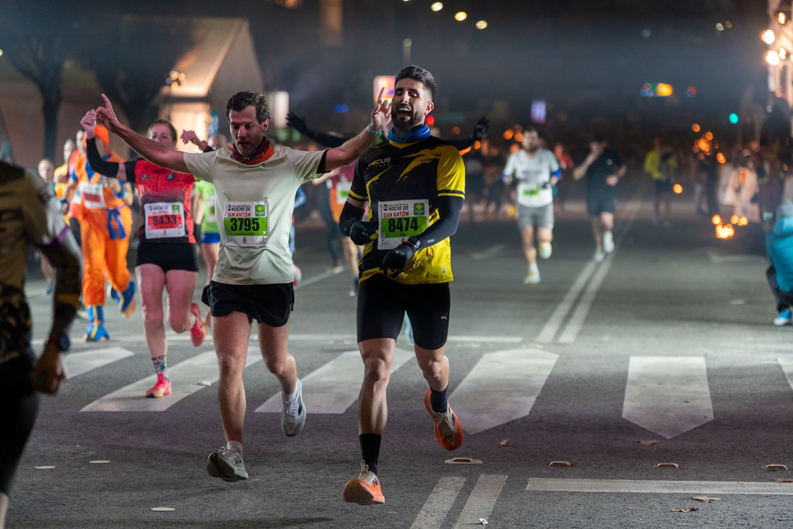 En imágenes: búscate en tu llegada a meta de la Carrera de San Antón 2026 (6)