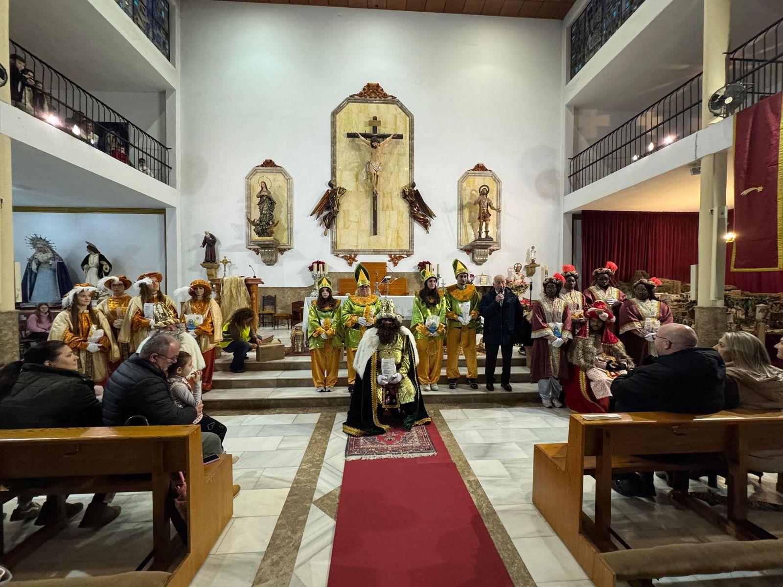 El éxito de la llegada de los Reyes Magos a Roquetas de Mar, en imágenes