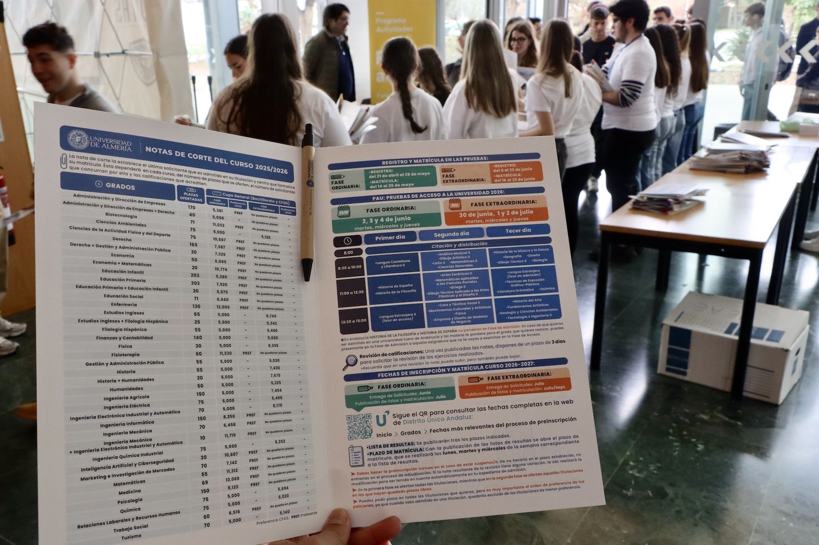 Las imagenes de la visita del alumnado  de 4º de ESO a la UAL