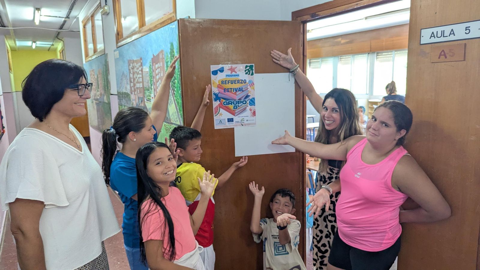 La delegada de Desarrollo Educativo y FP visita en Motril el CEIP Los Álamos