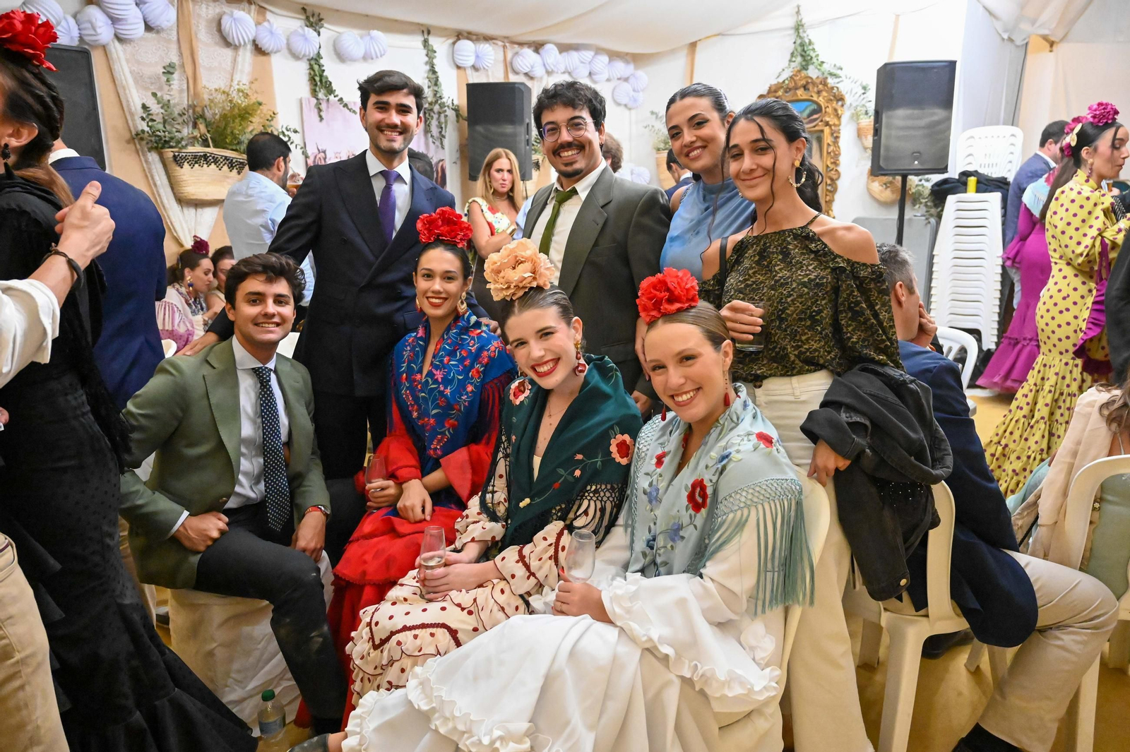 Imágenes del ambiente del ambiente de la noche del sábado en la Feria de Otoño y del Caballo 2025 de Huelva