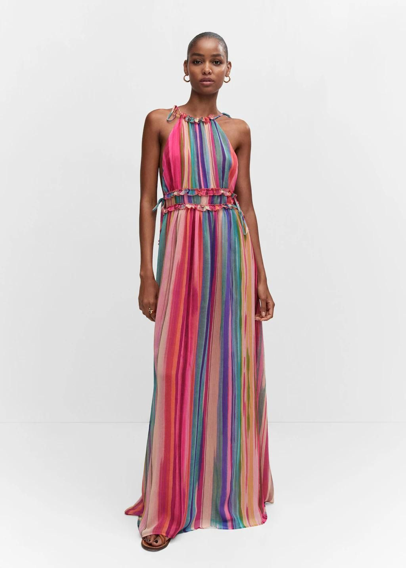 Vestido de rayas de Mango.