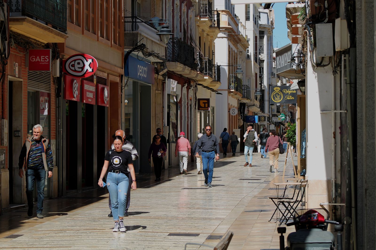 Imágenes del martes 11 de abril en Huelva