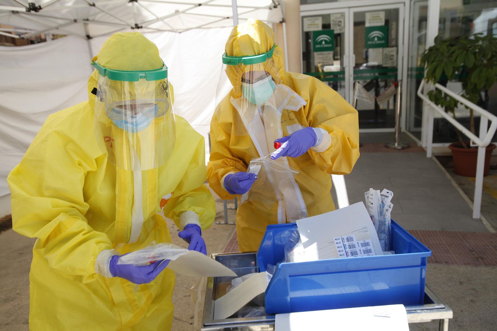 Más de 600 profesionales rastrean al virus en la provincia