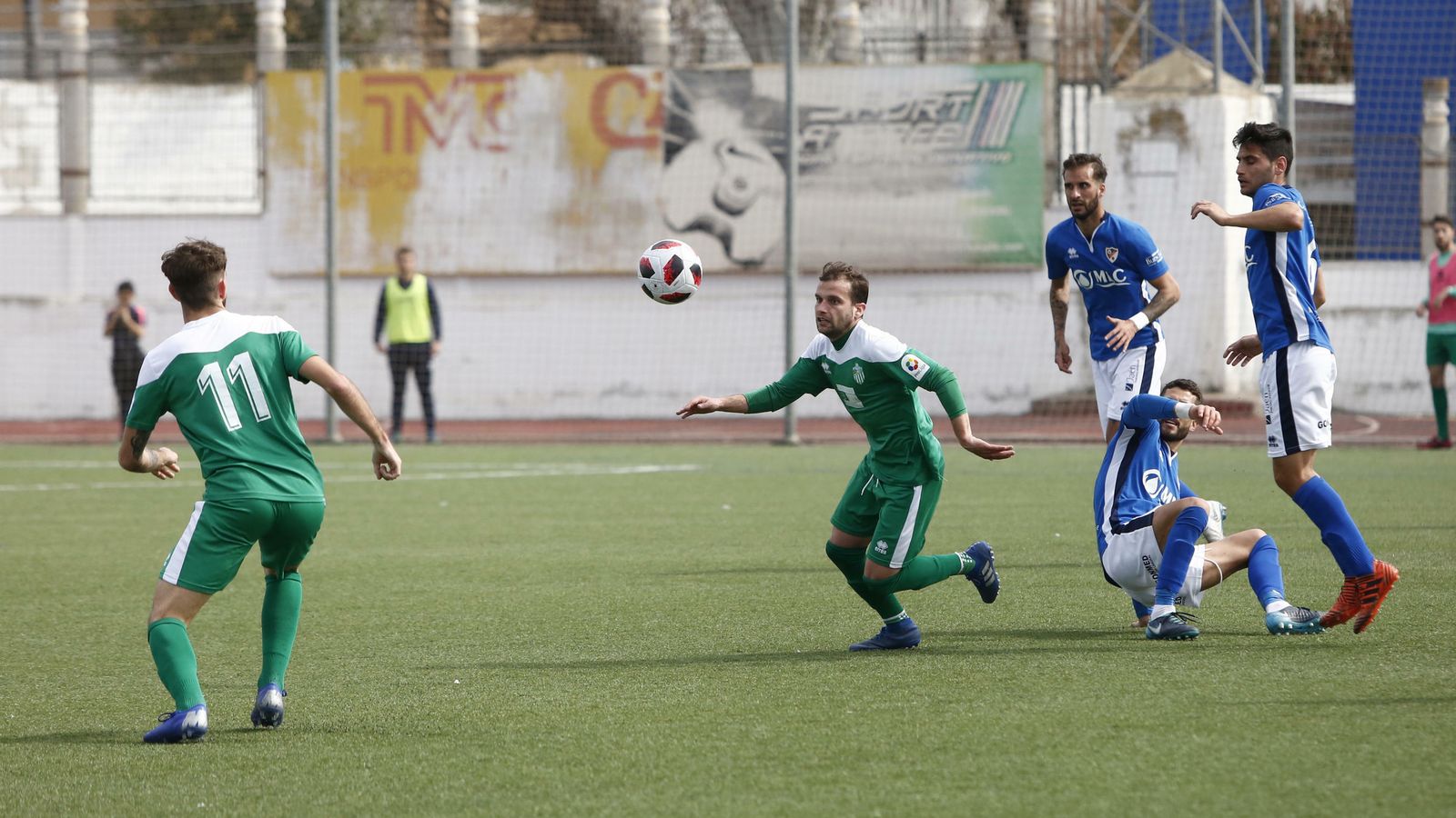 El Atarfe puede dar un paso de gigante si vence en Las Viñas.